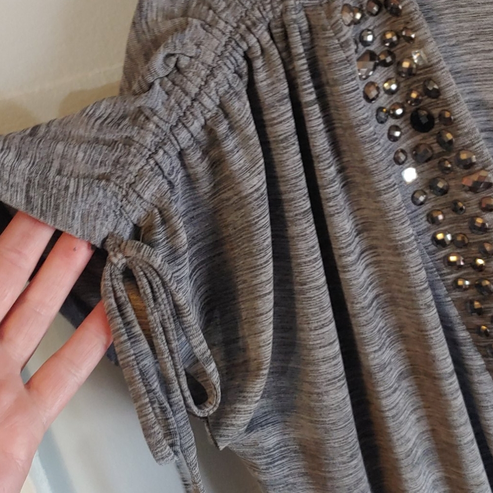 Cloths - Picture 3 of 3